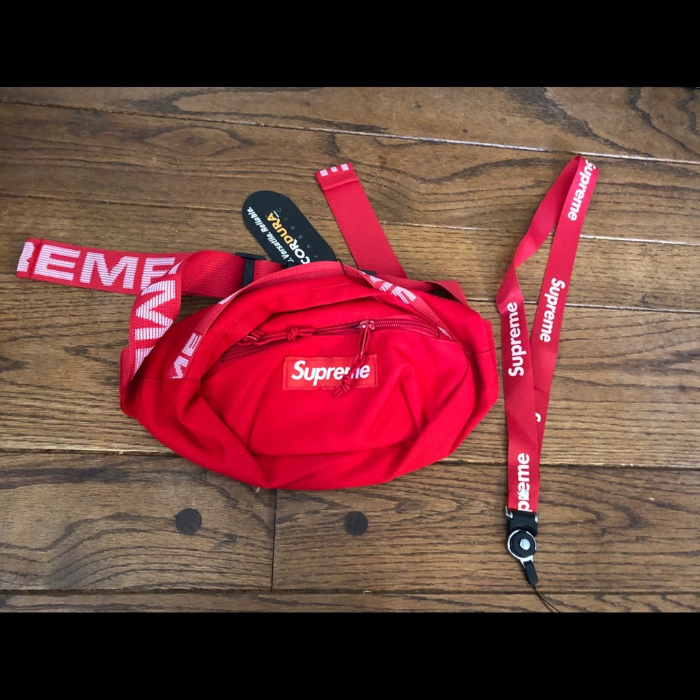 Supreme ss18 fanny pack.